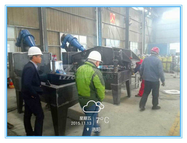 客戶參觀隆中焊接工藝